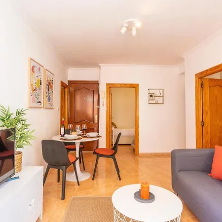 Santa Marta 5 *