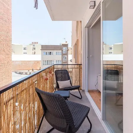 Santa Marta 5 *